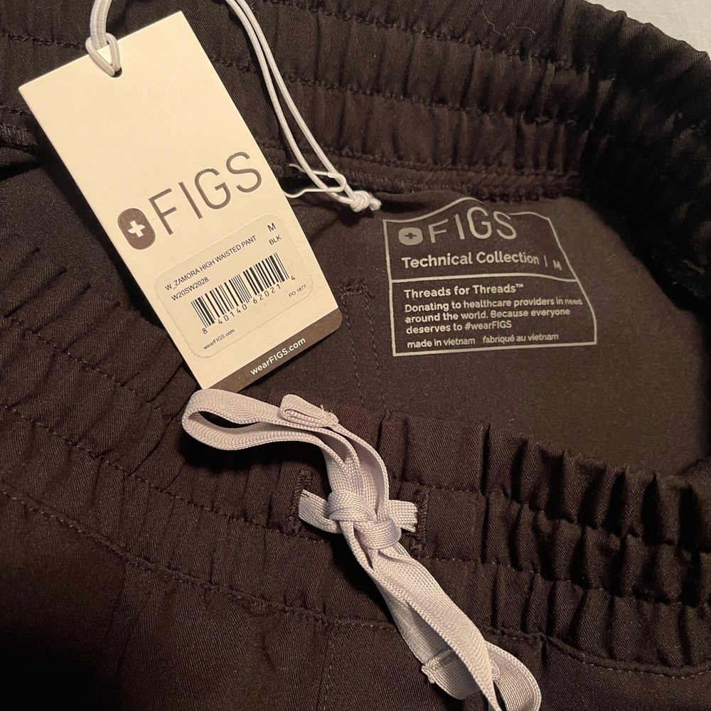 FIGS black joggers